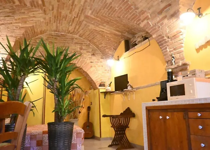 La Casa Di Flora * Спольторе