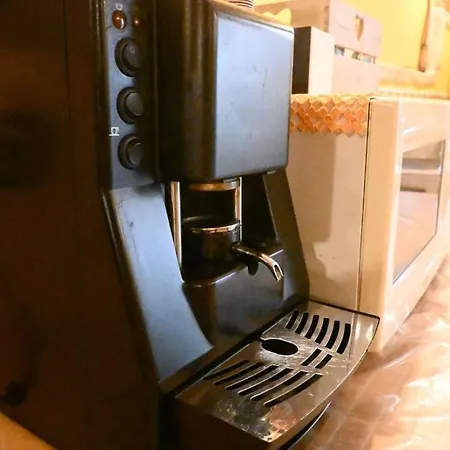 La Casa Di Flora شقة